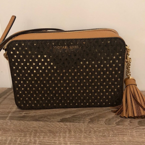 Micheal Kors Jet Set Crossbody - Picture 4 of 6